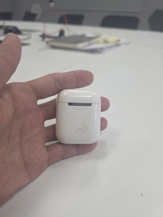Продам air pods 2