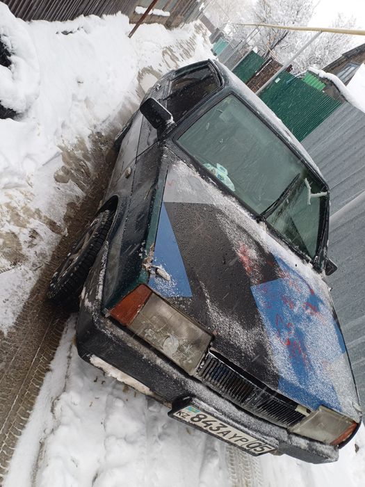 Продам машину ваз 21099