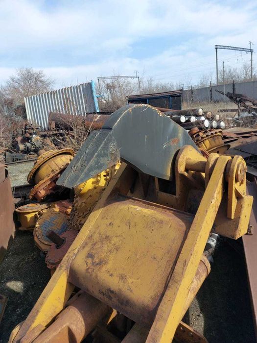 Запчасти на бульдозер