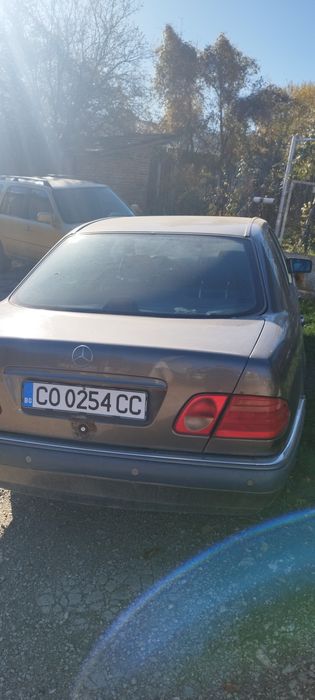 Мерцедес 2.0, 136 к.с.бензин-газ