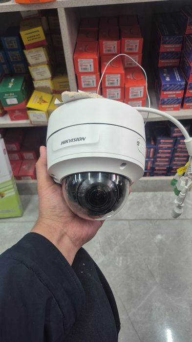 Hikvision DS-2CD3726G2T-IZS