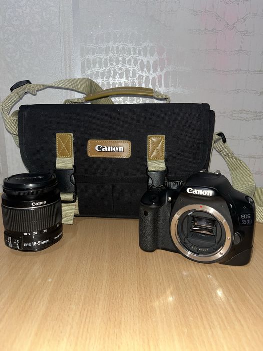 Фотоаппарат Canon 550D