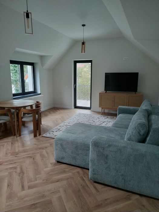 Proprietar închiriez apartament in duplex ,2 camere chiar in parcul Regina Maria