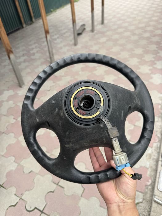 SEAT  руль продам