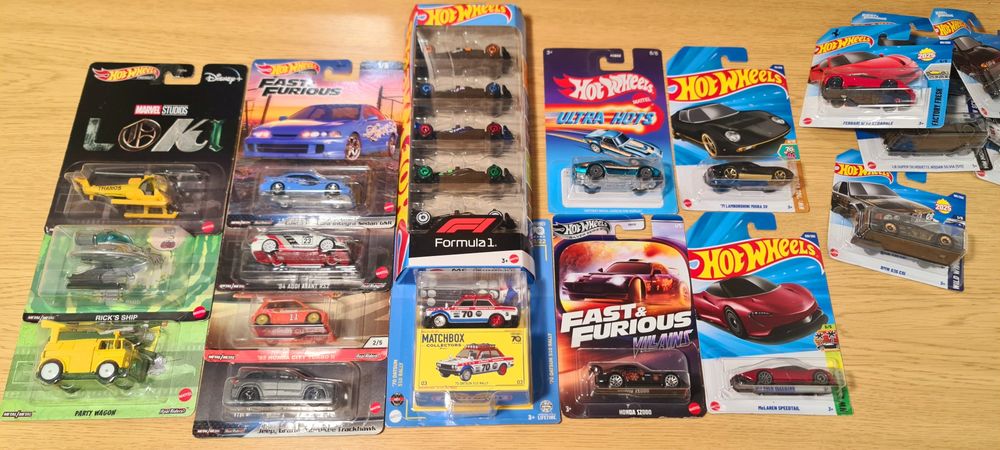 Хотвилс Hotwheels