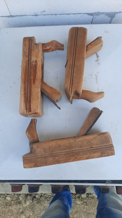 Rindele manuale din lemn