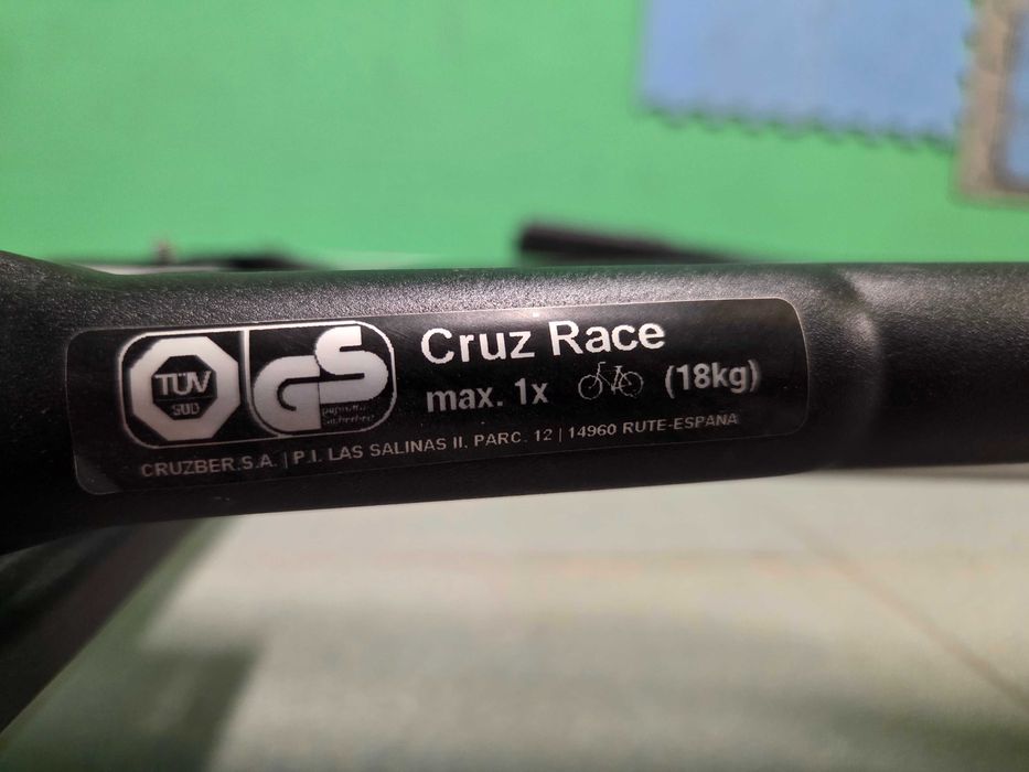 Багажник за велосипед CRUZ RACE до 18 кг.
