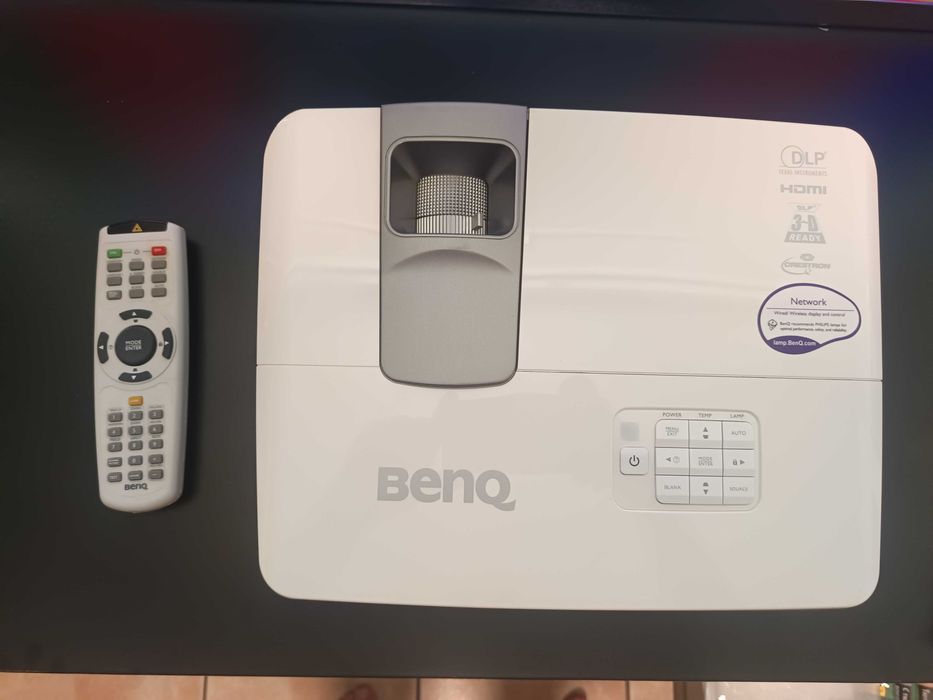 проектор Benq MX711
