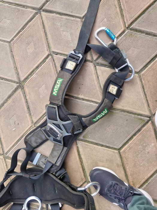 Ham Alpinism in stare foarte bună