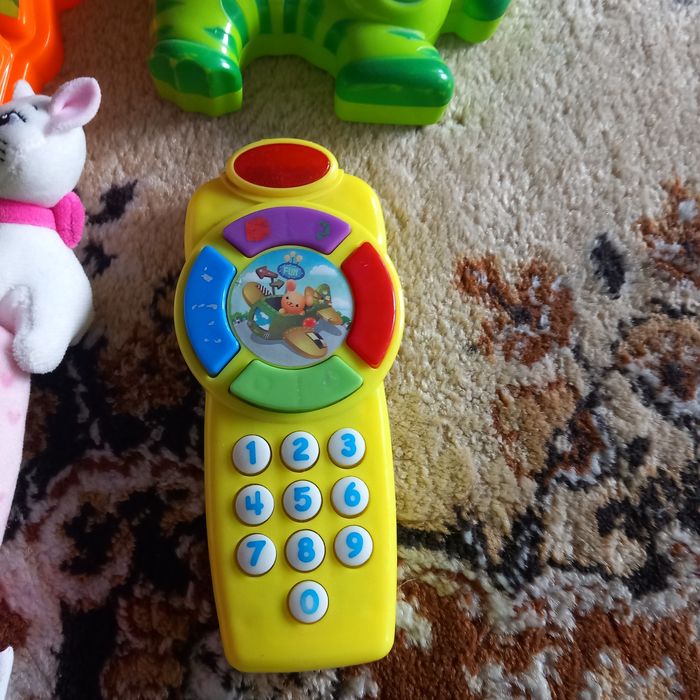 Лот играчки за бебе