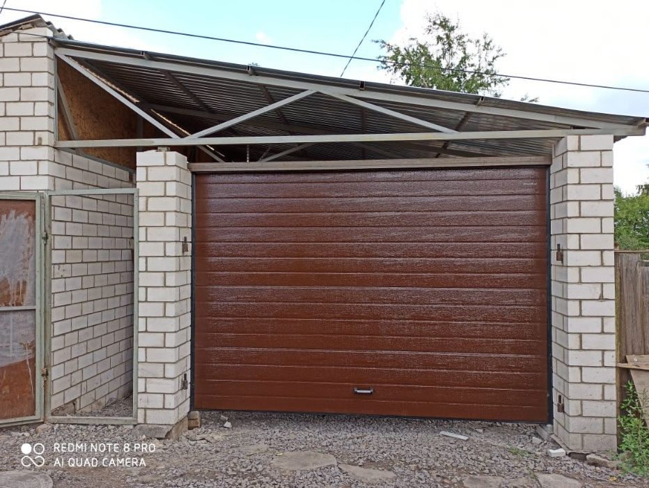 Ворота секционные(гаражные)