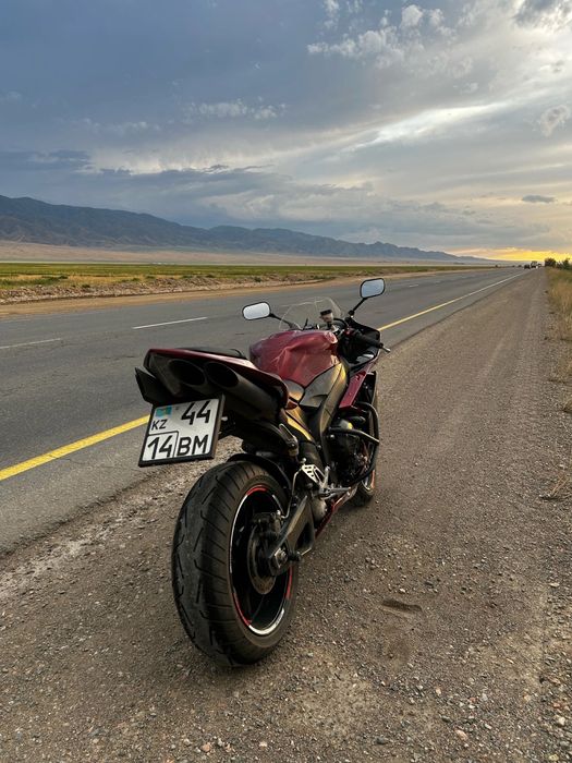 Продам Yamaha R1
