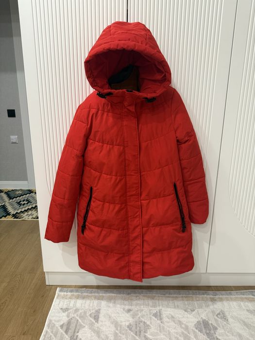 Пуховик от Colins