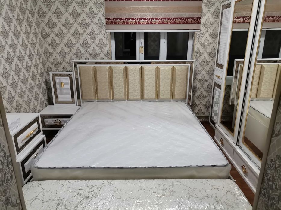 Большой частны дом