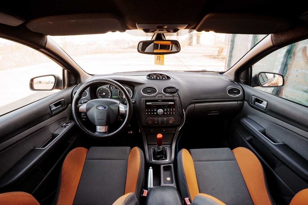 Ford Focus ST mk2 225 cp
