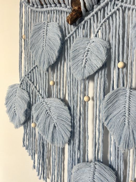 Панно макраме «Листья спокойствия»