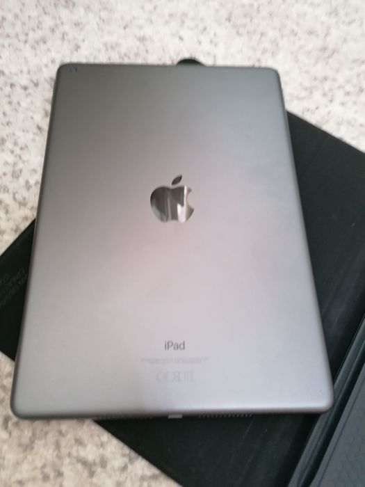 IPad generația 9 wifi stare perfecta