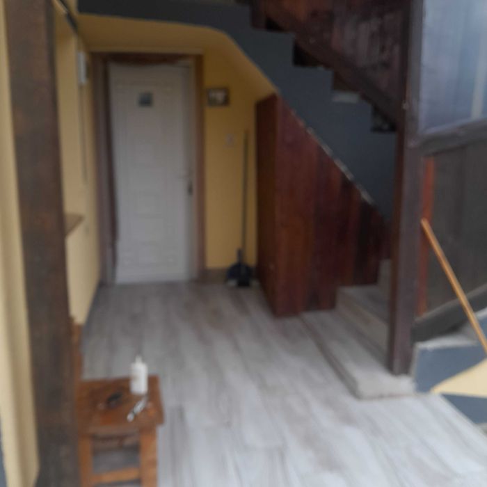 Casa compusă din 6 camere