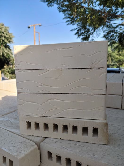 "Туркманистондан олиб келинган керамика ғиштлари — янги, сифати юқори"