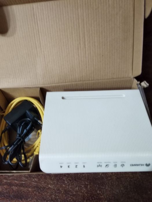 Продам модема HG530 работает без проблем и безотказно.Пользовались не