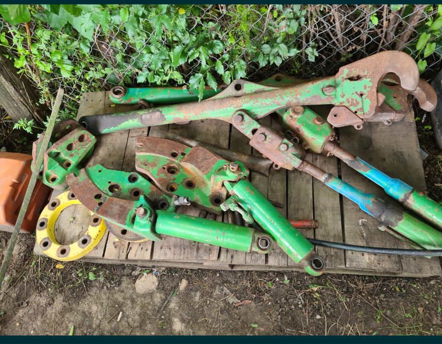 Piese tractor John Deere 3640,3040 punte fata radiator reductor pompa