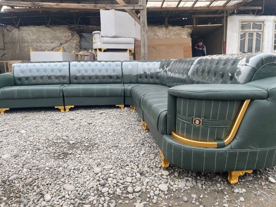 Диван Угловой на любой размер  вкус и расцветка от производителя.