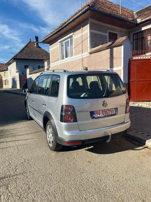 Vând/schimb cu duba sau 8+1