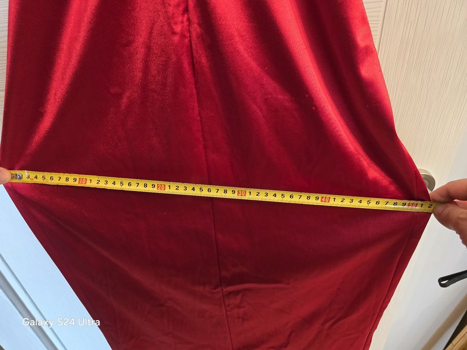 Червена дълга рокля Wall G