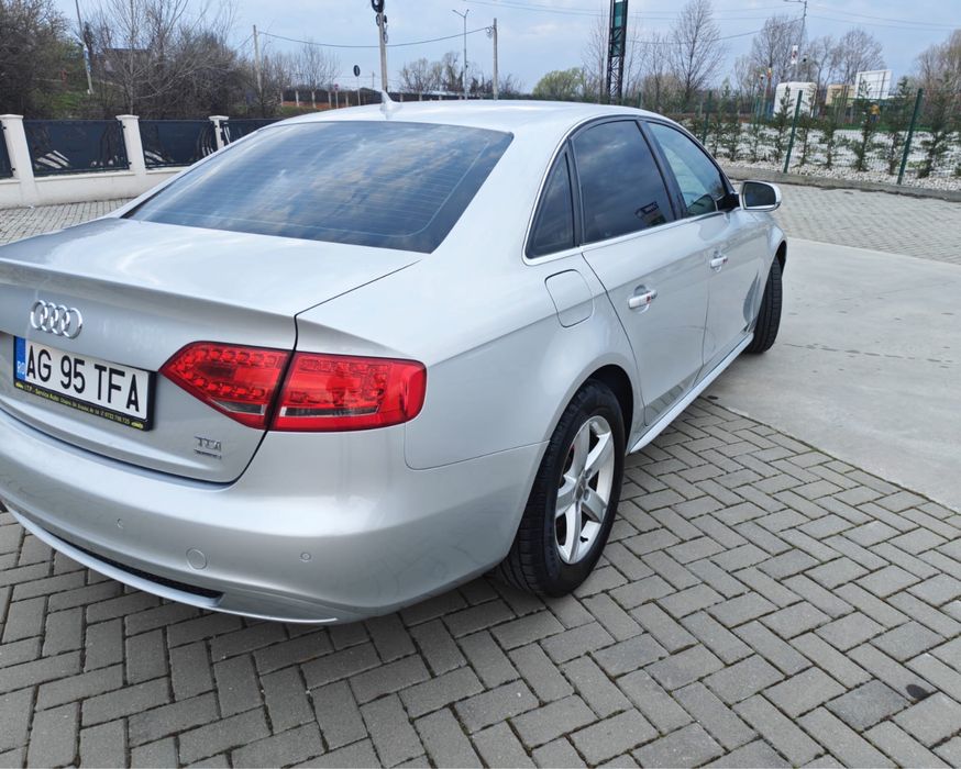 Audi A4 quattro , 2.0 TDI ,cutie de viteza manuala 6+1