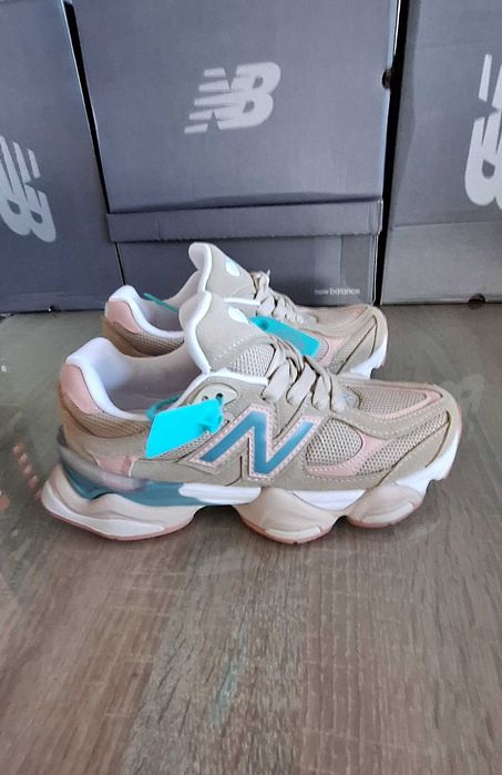 Маратонки New Balance 9060
