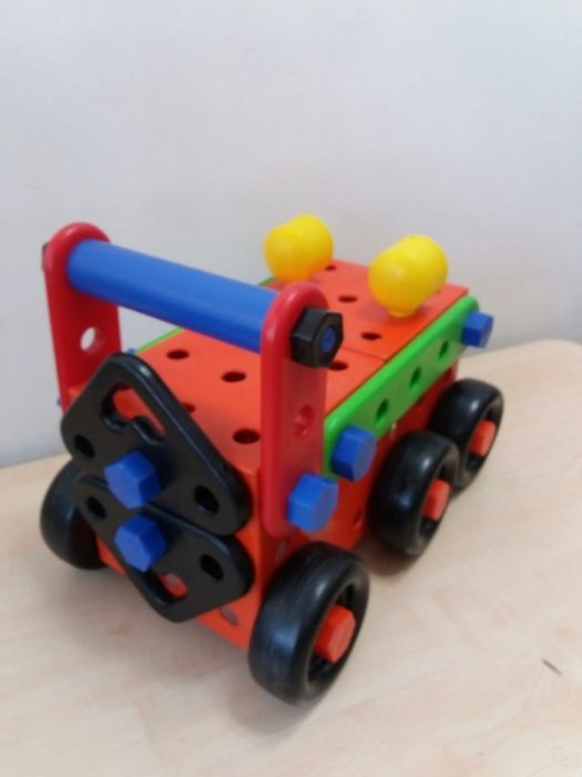 Конструктор для малышей 3 +