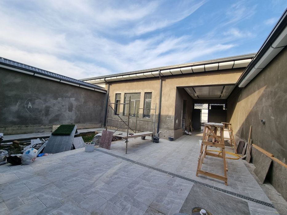 2 дома на одном участке за 128.000