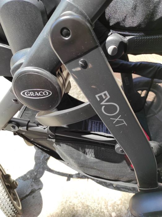Продавам детска количка Graco Evo  XT