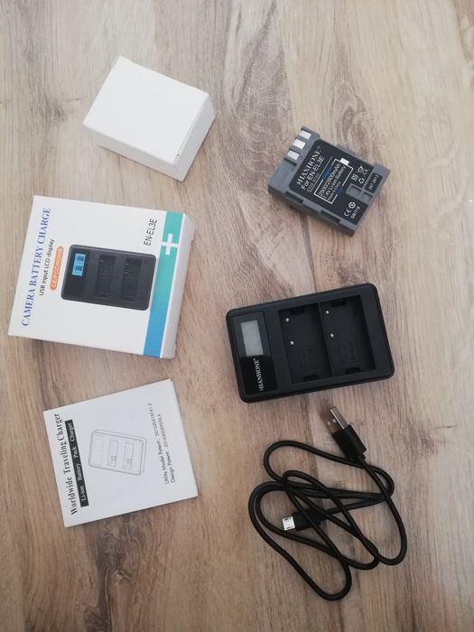 Camera battery charge