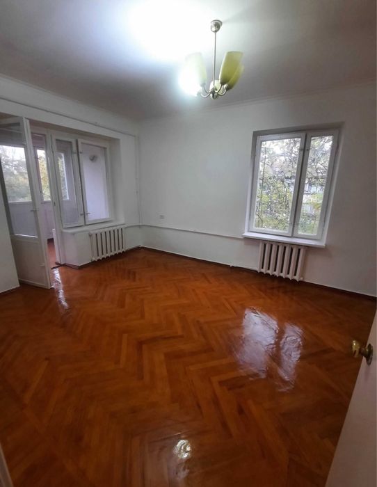 Продается Квартира , Ц-1, Эко парк , центр Города , 1/4/4