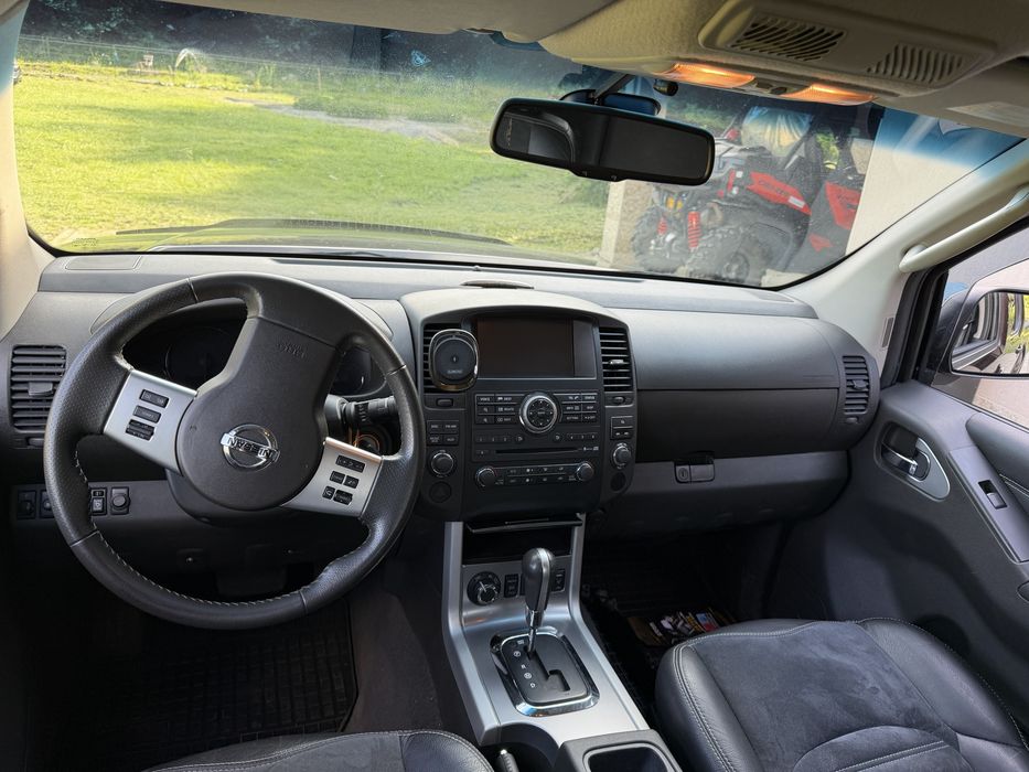 Nissan navara 3.0 d