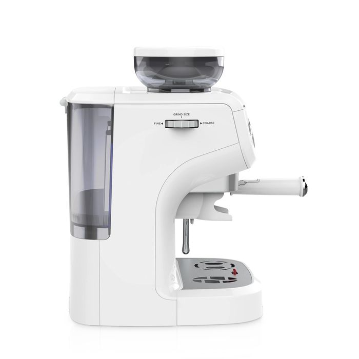 Koffe mashina Saachi