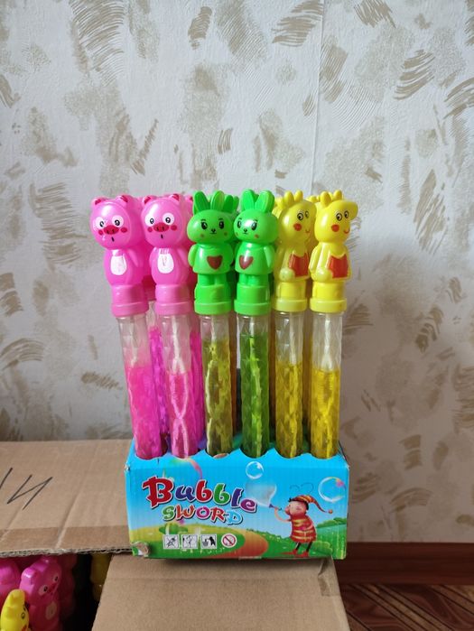 Мыльные пузыри разноцветные