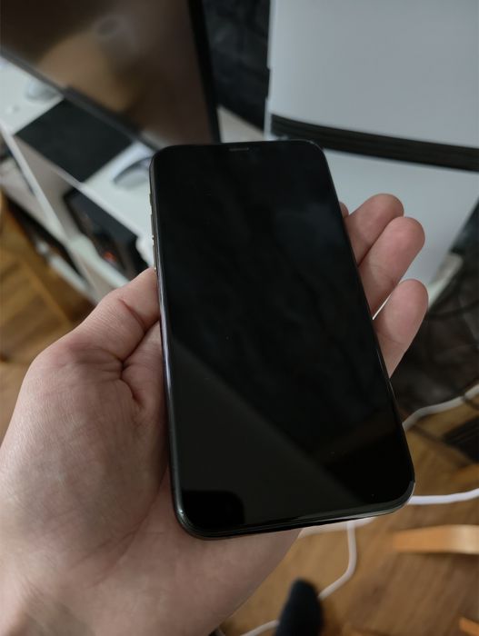 iPhone 11 Pro 64gb (акб 69%)