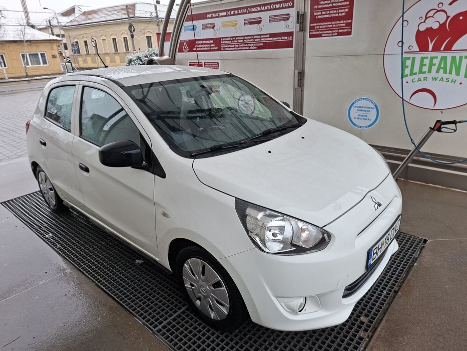 2015,104000km,Mitsubishi Space Star