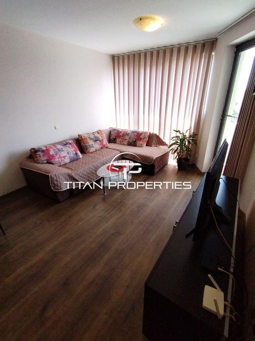 Двустаен апартамент в Центъра на Бургас