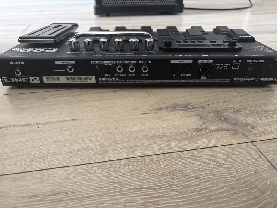 Procesor Line 6 pod xt live