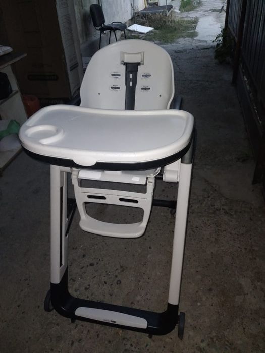 Детский стол для кушанье