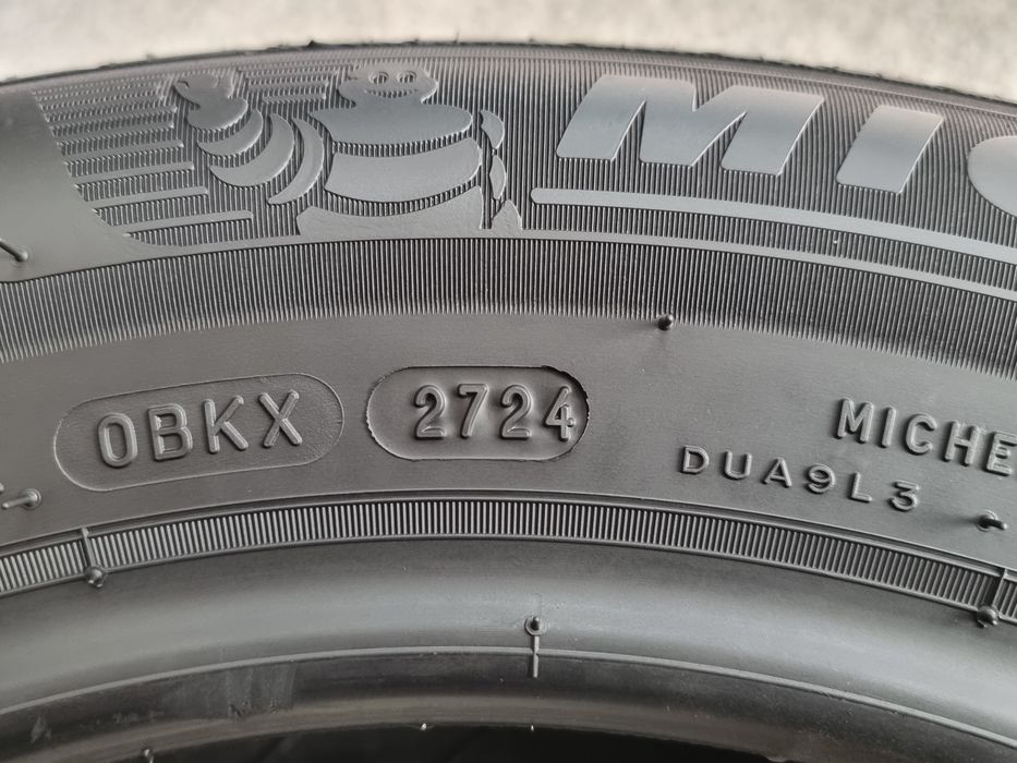 НОВИ 185/65/15 Michelin 4Броя: 240€