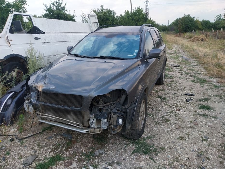Продавам Волво ХС90 на части.