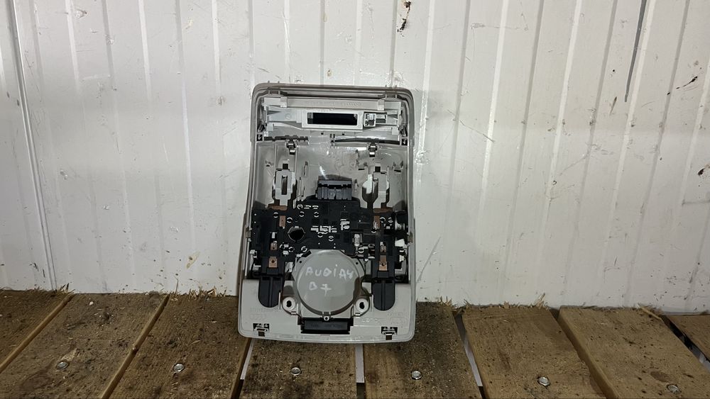 Плафон за таван Audi A4 B6