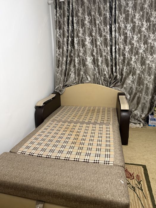 Продам Диван для гостинной
