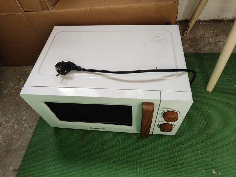 Микроволновая печь срочно