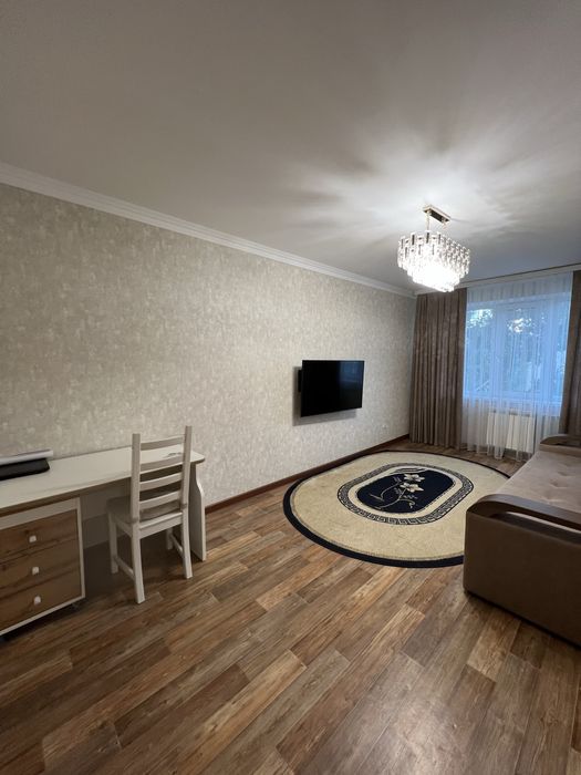 Ковер 2*3 в хорошем сост