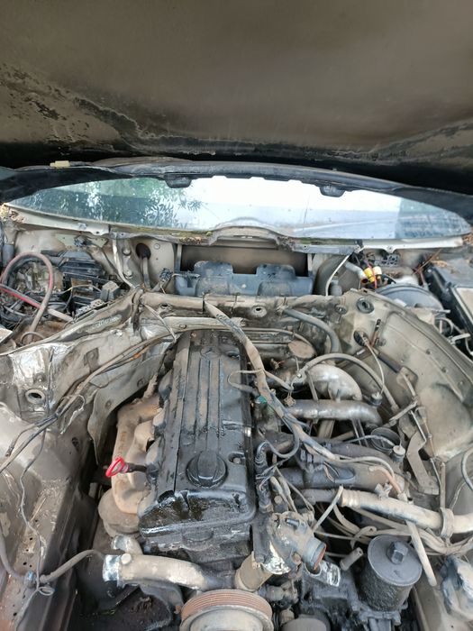 На части Мерцедес 124 200Е
